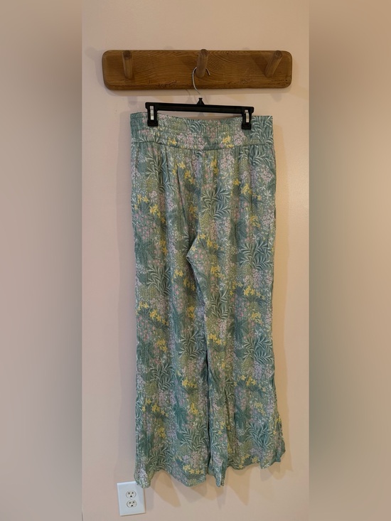 Wonderly Pants - Wonderly Green Floral Pull-On Palazzo Pants - L